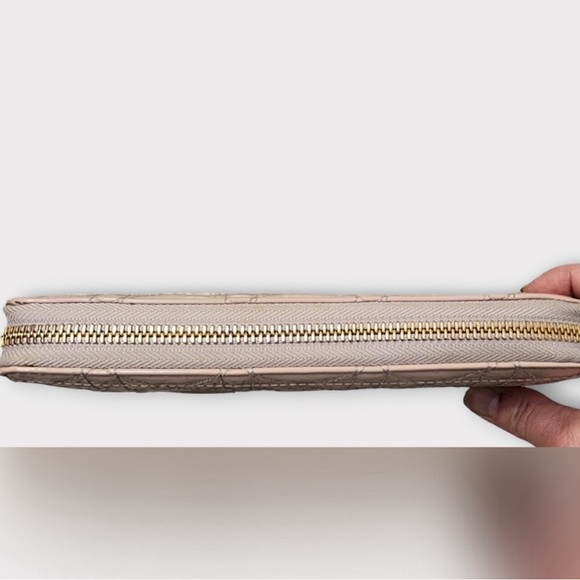 Lady Dior Cannage Large Patent Leather Zip-Around Wallet, lavender - Picture 8 of 16